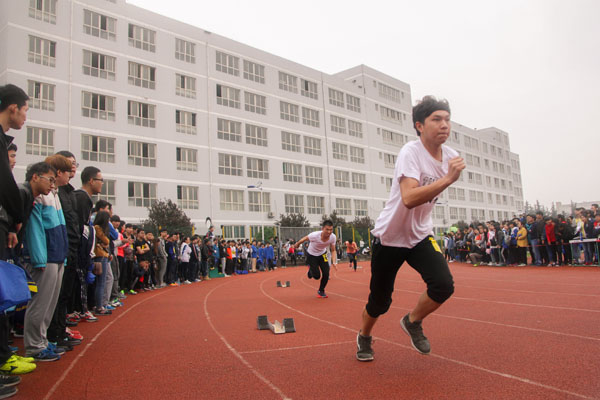 冲了——男子400m.JPG